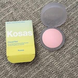 New in box- Kosas Cloud Set Baked Setting & Smoothing Pink Powder - Shade Candy